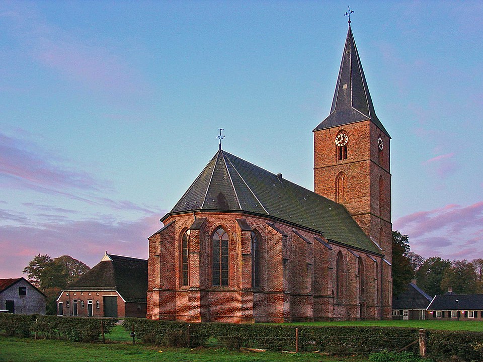 De Jacobuskerk van Rolde, waar de Etstoel het vaakst zat