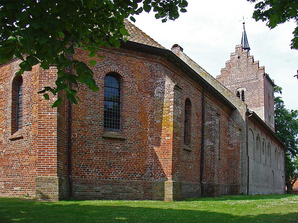 Magnuskerk van Anloo en de zitting van de Etstoel